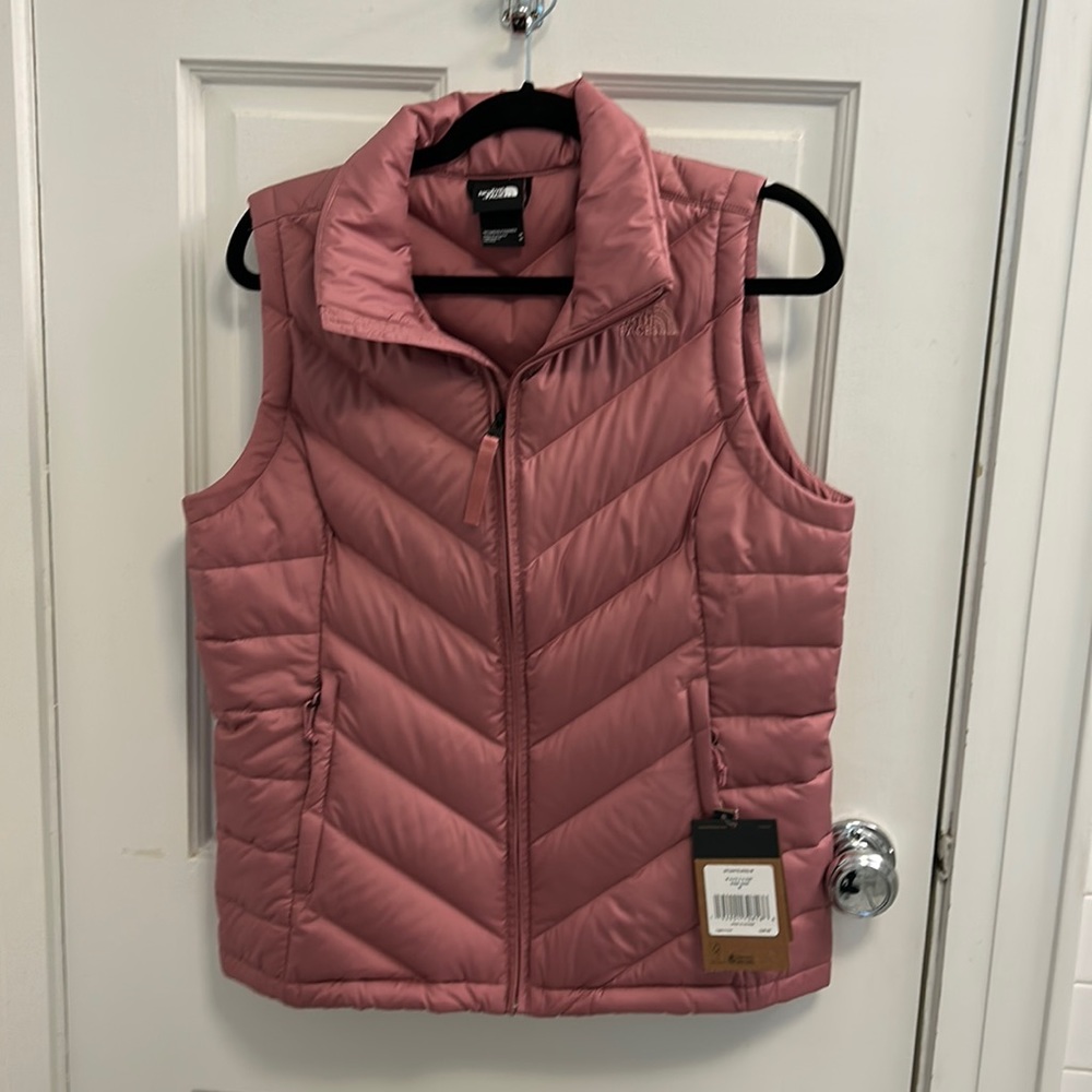 North Face Alpz 2.0 Down Fill Puffer Vest Mesa Rose Women’s Size M NWT